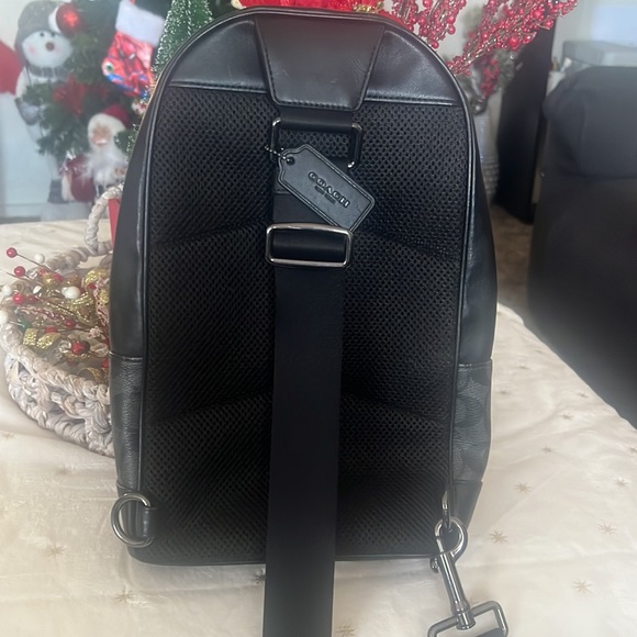 West pack in signature canvas with varsity stripe - Picture 2 of 2